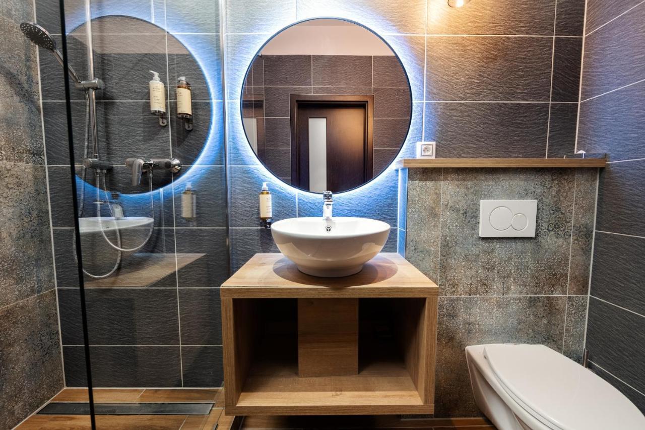Wine & Wellness Hotel Besedni Dum Valtice Bagian luar foto